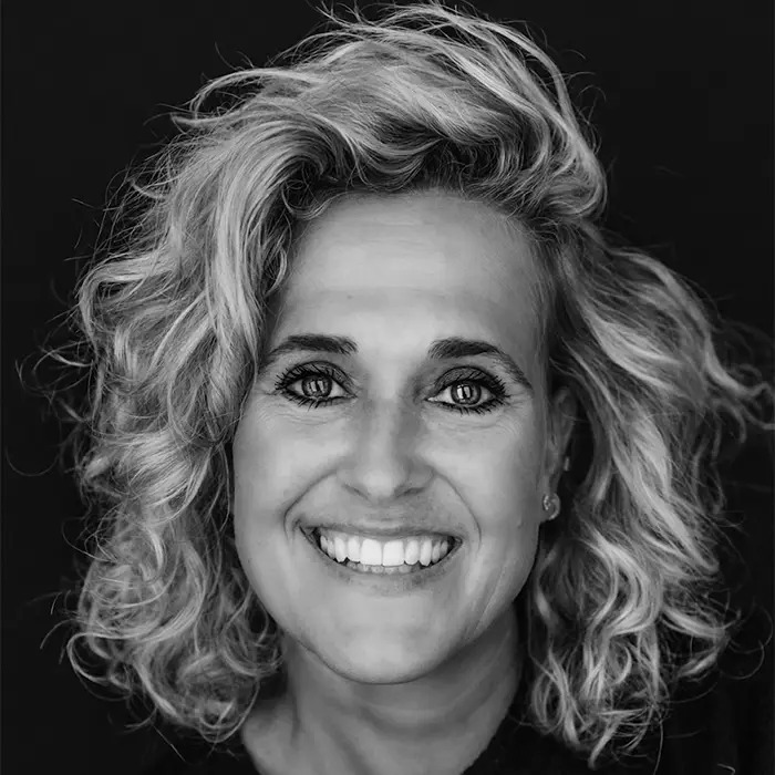 Annemiek Verouden, oprichter van DNTLbar